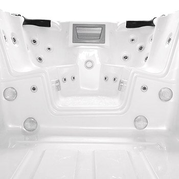 Spa One and the swim spa Beluga by Canadian Spa International
