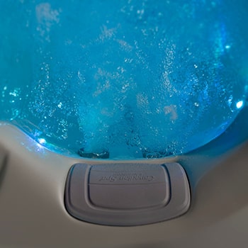 Spa One et le spa de détente Clawn par Canadian Spa International