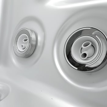 Spa One et le spa de détente Corall par Canadian Spa International