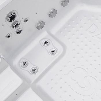 Spa One and the swim spa Darling by Canadian Spa International