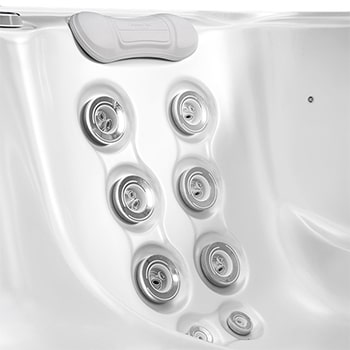 Spa One and the relaxation spa Delphina by Canadian Spa International