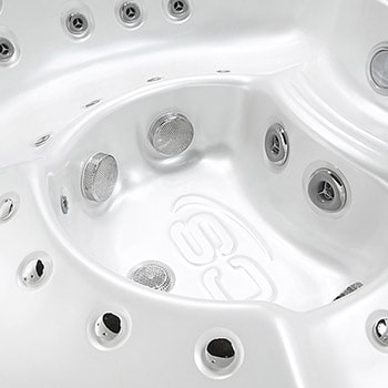 Spa One and the professional spa Fugu by Canadian Spa International