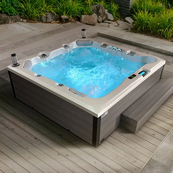 Spa One and the relaxation spa Gigas by Canadian Spa International