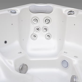 Spa One and the relaxation spa Gigas by Canadian Spa International