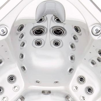 Spa One and the relaxation spa Marlin by Canadian Spa International