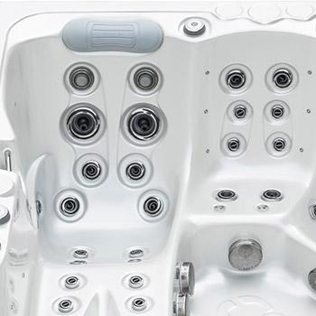 Spa One and the relaxation spa Marlin by Canadian Spa International