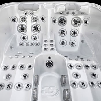 Spa One et le spa de détente Natura par Canadian Spa International