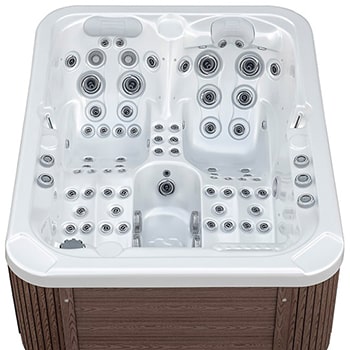 Spa One et le spa de détente Natura par Canadian Spa International