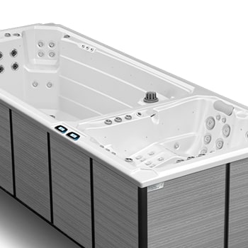 Spa One et le spa de nage Nautilus XL par Canadian Spa International