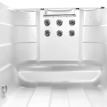 Spa One and the swim spa Nautilus XXL by Canadian Spa International