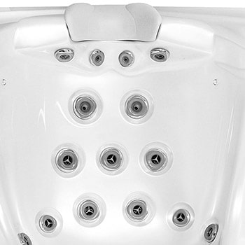 Spa One and the swim spa Nautilus XXXL by Canadian Spa International