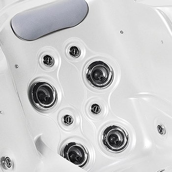 Spa One and the relaxation spa Nemo Excellence by Canadian Spa International