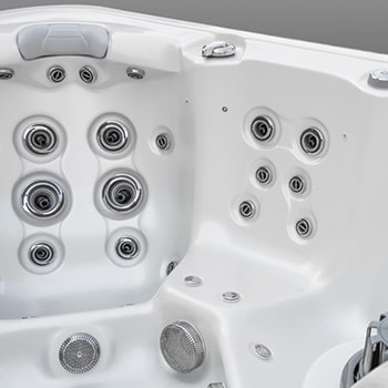 Spa One and the relaxation spa Nemo by Canadian Spa International